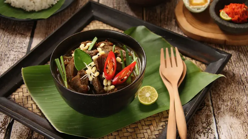 rawon-sapi-kuliner-khas-nusantara-yang-menggoda