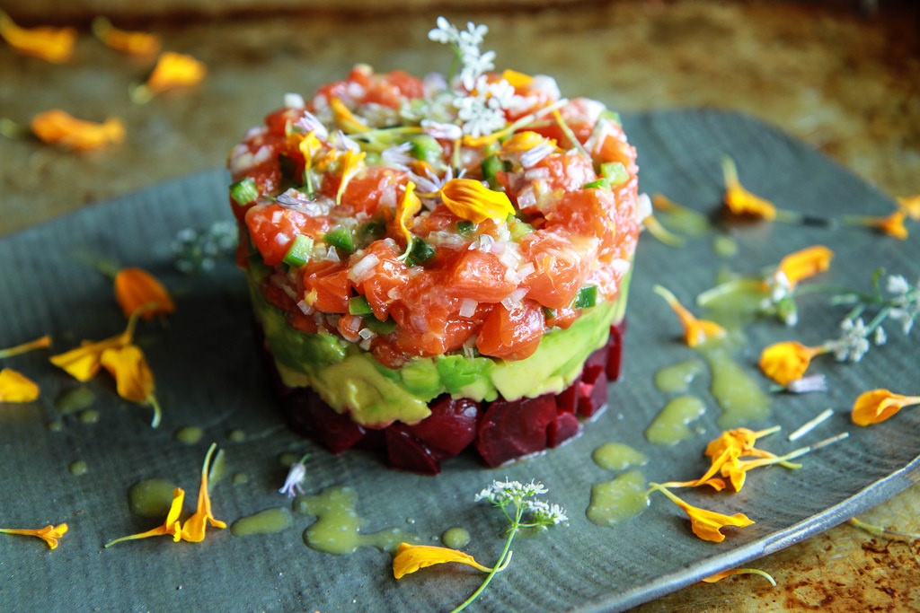 Beet Tartare: A Vibrant and Vegetarian Twist on a Traditional Dish ...