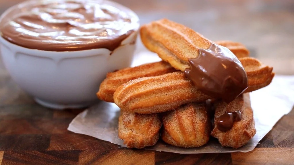 Churros Chocolate: Camilan Renyah dengan Cita Rasa Manis yang Menggoda