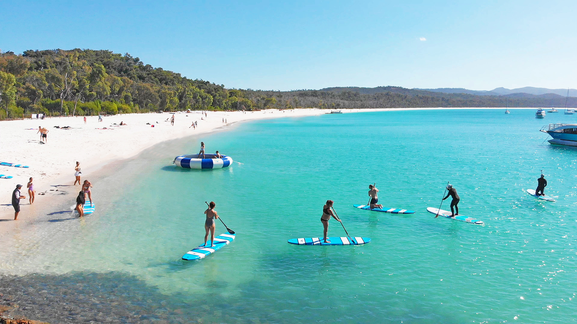 keunikan popuiler Pantai Whitehaven