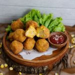 Bola Keju Goreng Camilan Renyah dengan Lelehan Keju yang Menggoda Selera