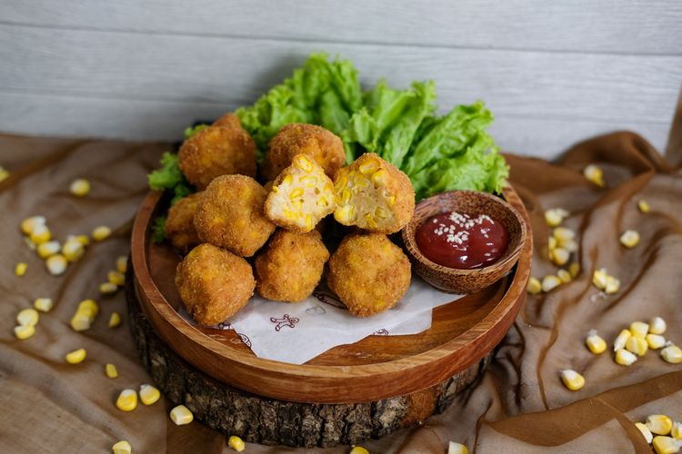 Bola Keju Goreng Camilan Renyah dengan Lelehan Keju yang Menggoda Selera