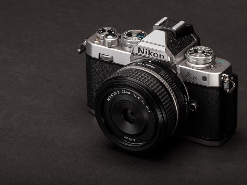 Nikon Z fc, Kamera Retro dengan Fitur Modern Tercanggih